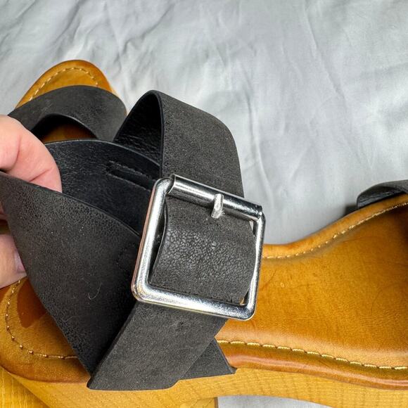 MIA Size 8.5 Black Strap Platform Sandals W/ Wood Block Heel & Adjustable Strap - Picture 5 of 9